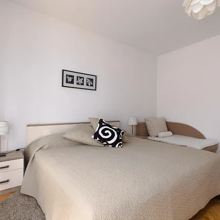 Apartment Emi *