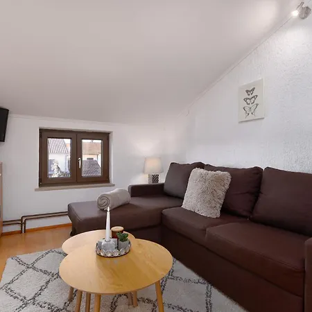 Apartment Emi *