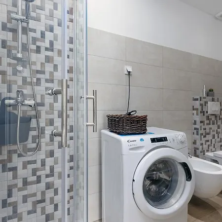 Apartament Emi *